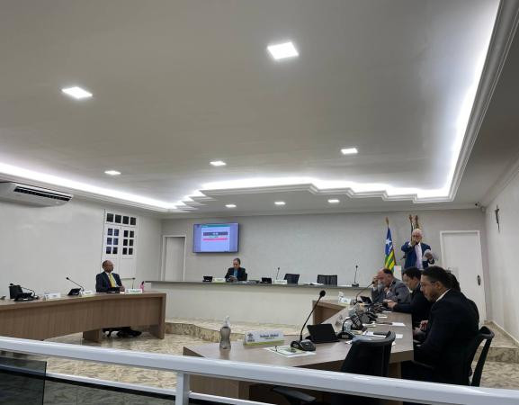 Projeto que autoriza repasse para profissionais da Enfermagem é aprovado na Câmara Municipal de Oeiras